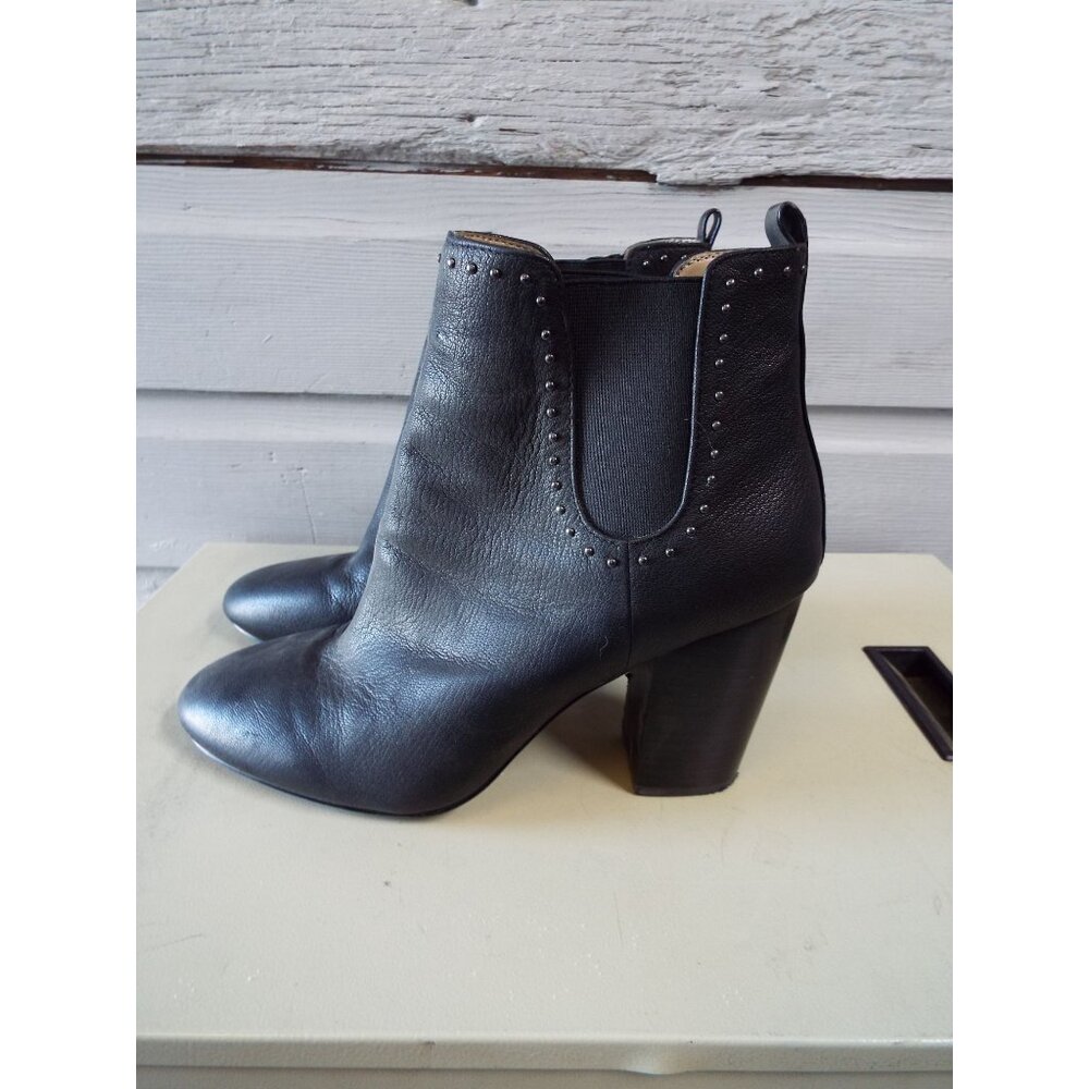 Sak Fifth Ave Black Leather Ankle Boots size 9.5 USED